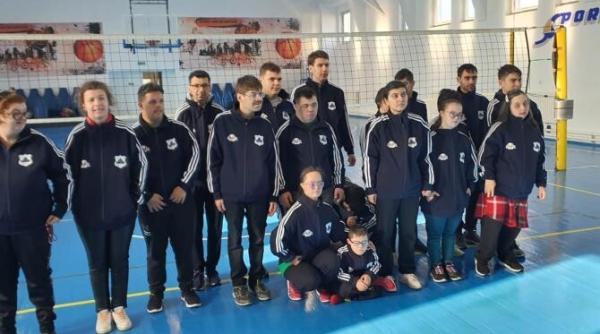 sportivii cu dizabilitati de la clubul arena constanta vizitati de mos craciun