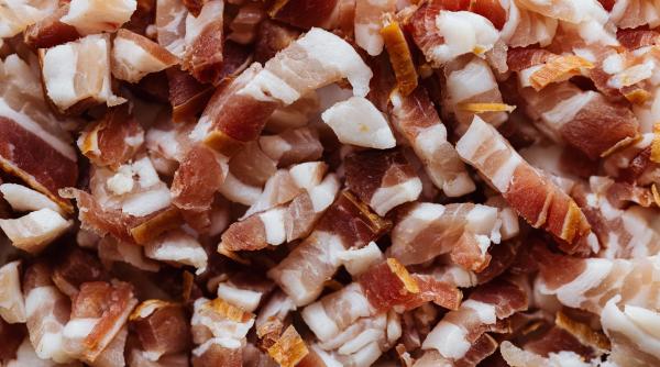 sunca afumata produsul pe care mai toti romanii il mananca un pericol real dr bogdan georgescu sanador si daca e fum natural si daca nu trebuie evitat