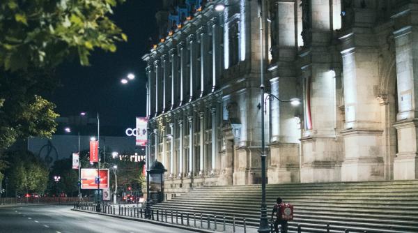 se lanseaza cea de a doua etapa a programului iluminat public 2022