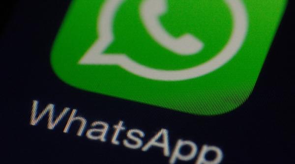 cinci politisti suspendati pentru mesaje discriminatorii intr un grup de whatsapp