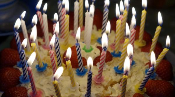 aproape 95 000 de romani sunt nascuti pe 1 ianuarie