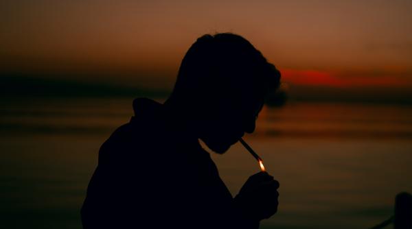 semnele cancerului se vad mai usor la fumatori bogdan georgescu medic sanador cum vezi daca trebuie sa mergi la medic video