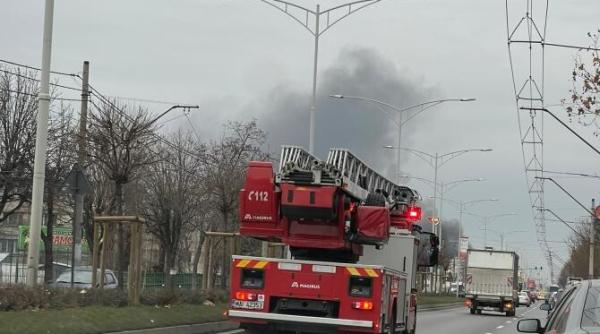 incendiu pe bulevardul iuliu maniu din capitala