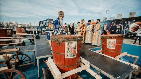 praznicul botezului domnului in arhiepiscopia tomisului programul manifestarilor