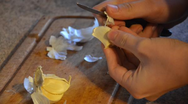 cum ne ferim de gripa si raceli trucul cu usturoi trebuie pisat si lasat 2 3 minute la aer