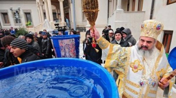 mii de credinciosi asteptati in portul tomis la manifestarile organizate de boboteaza