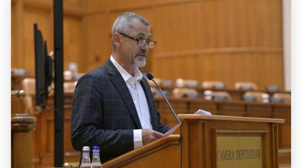 reactie halucinanta a lui focsa dupa anuntul excluderii in mod ironic chiar eu cad victima a dat vina pe teoria feminista si a anuntat ca e sustinut de femeile din partid