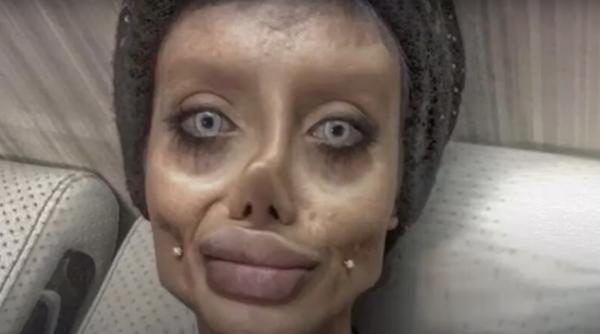 asa arata sosia zombie a angelinei jolie femeia care a facut inchisoare pentru postarile nepotrivite