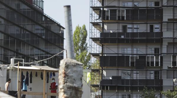 caramitru lumea are nervi cand zic ca se fac bani in romania distractia va fi peste 8 ani cand orice srilankez sau nepalez venit in romania o sa castige mai mult decat romanii din diaspora