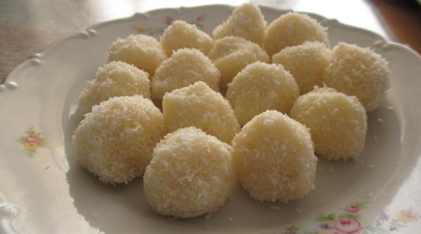 cum faci bomboane raffaello reteta