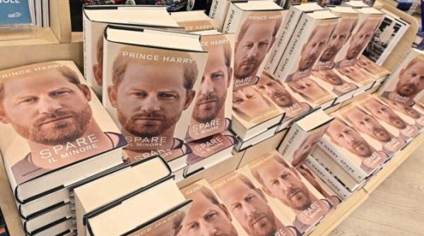 primele reactii din palatul buckingham dupa cartea printului harry pune sare pe rani deschise