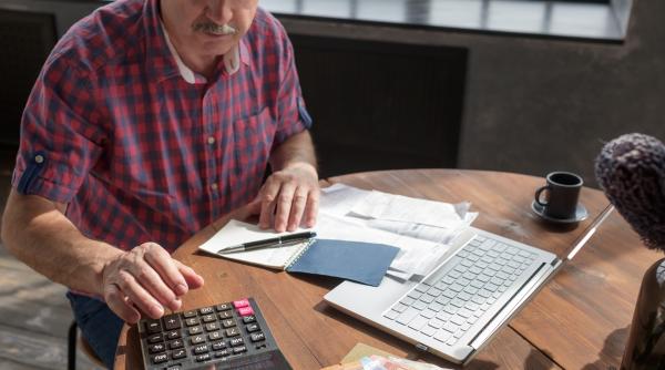 romanii vor putea sa isi cumpere vechime in munca pana in 2026 noul proiect de lege trebuie aprobat de parlament