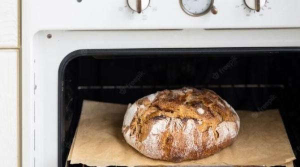 trucul restaurantului pentru dezghetarea painii vei obtine un prods cald si crocant in 5 minute