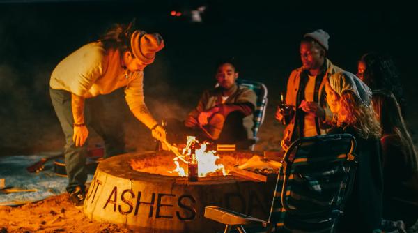 care este legatura intre mancatul tarziu in noapte si cresterea in greutate