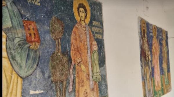 aproape o suta de calugari barasabeni au sosit la manastirea caldarusani au adus cu ei si o icoana a maicii domnului facatoare de minuni