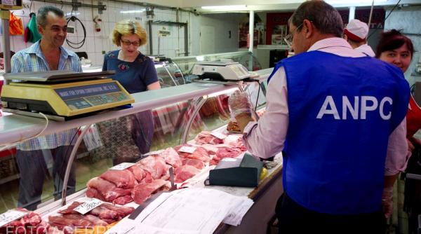 controalele in restaurante bulai e praf in ochi raul nu i acolo in doua frigidere valcu e si de imagine