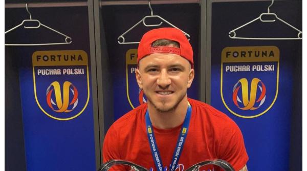 e oficial deian sorescu s a transferat la fcsb