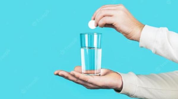 arunca aspirina efervescenta in toaleta un truc pe care putine gospodine il cunosc