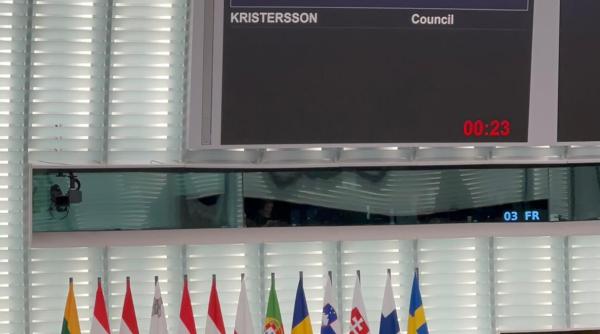 chiar acum in pe premierul suedez a cerut schengen pe ordinea de zi asta asteapta romania si bulgaria anunta tomac