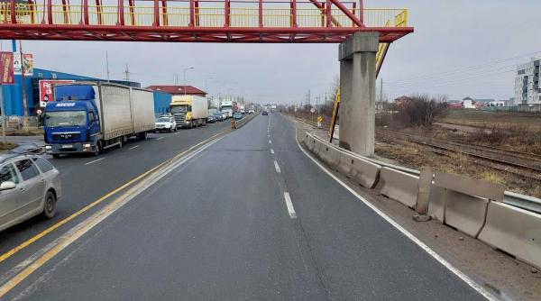 pasarela pentru pietoni fara scara cu stalp de sustinere fix pe banda intai a centurii capitalei cnair da vina pe un fost director din institutie