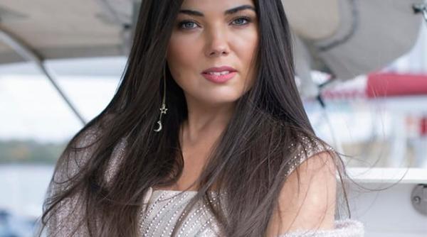 paula seling despre fiica sa elena este un copil dorit purtat in inima si nascut metaforic in familie prin dragoste