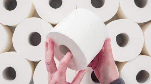 tine mereu hartie igienica in dulap solutia eficienta pentru o problema neplacuta