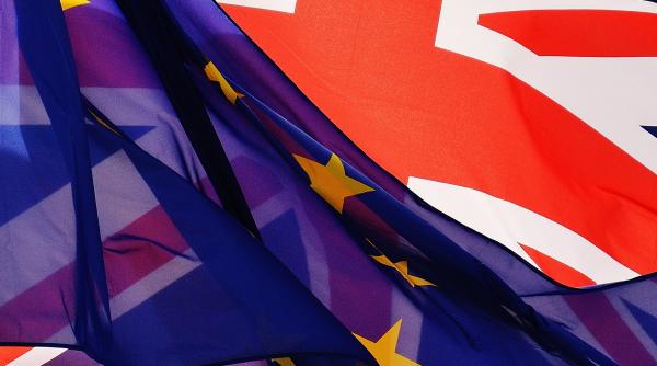 brexitul a umplut buzunarele bancherilor din uniunea europeana