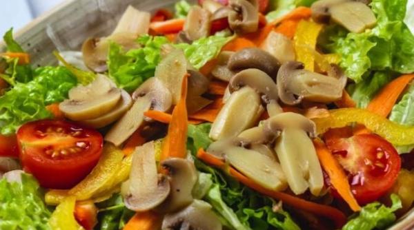 cea mai delicioasa salata cu ciuperci o vei prepara in fiecare zi