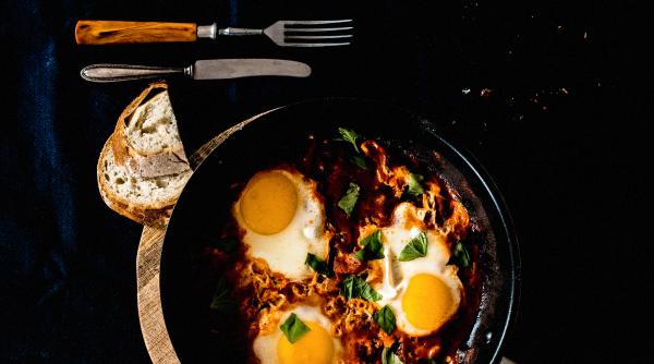 oua in purgatoriu reteta de mic dejun pentru curajosi