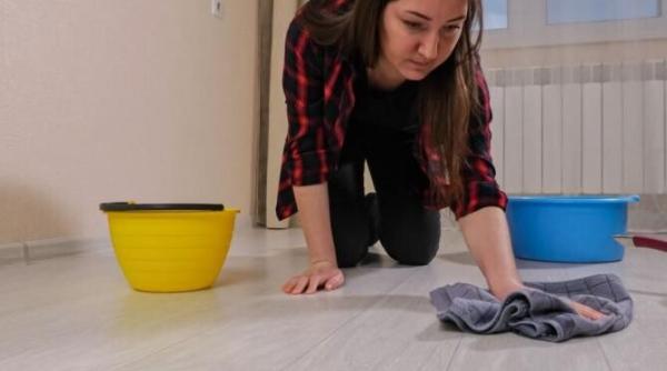 podeaua va fi stralucitoare si fara urme cu un remediu este cu adevarat uimitor