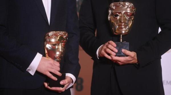 filmul german all quiet on the western front a primit 14 nominalizari la premiile bafta the banshees of inisherin si everything everywhere all at once vin tare din spate