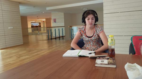 ecaterina se face tot mai bine fiica parintelui nicolae dima a inceput sa manance