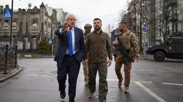 fostul premier britanic boris johnson vizita surpriza la kiev veti castiga ii veti scoate pe rusi din tara voastra