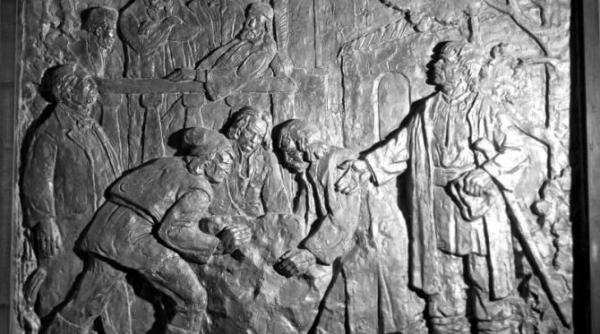 24 ianuarie unirea principatelor romane eroul mos ion roata unul dintre taranii care a votat unirea trimis in lanturi acasa dupa ce a cerut pamant