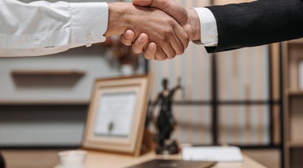 avocatul coltan tudor reactie dupa stirile conform carora avocatii vor disparea fata in fata cu inteligenta artificiala adevaratul pericol pentru profesiile juridice