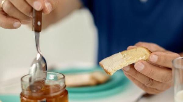 consuma zilnic cate o lingurita de miere iata ce se va intampla cu organismul tau