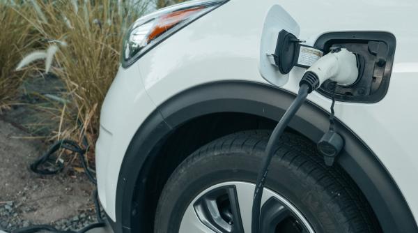 sefii din industria auto cer masuri pentru accelerarea trecerii la masini electrice nu mai putem irosi timpul