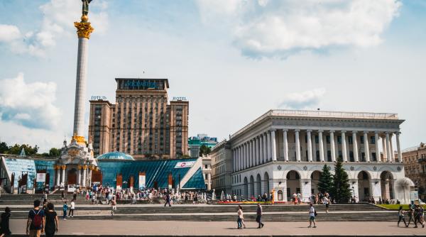 bombardament in kiev un mort in urma atacului cu rachete video