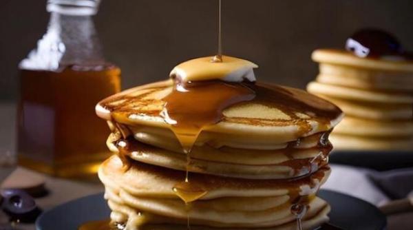 clatite gustoase si usoare excelente si pentru cei care sunt la dieta nu vei observa diferenta