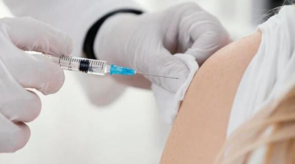 vaccinurile actualizate anti covid 19 previn imbolnavirile provocate de noile variante ale virusului