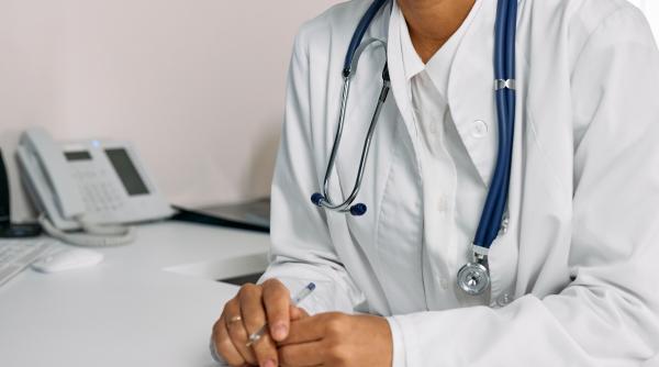 focar de gripa aviara diagnosticat la o ferma de curcani din judetul brasov