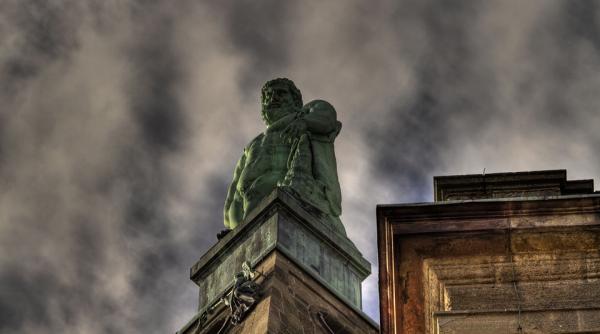 o statuie in marime naturala a lui hercule descoperita la roma foto in articol