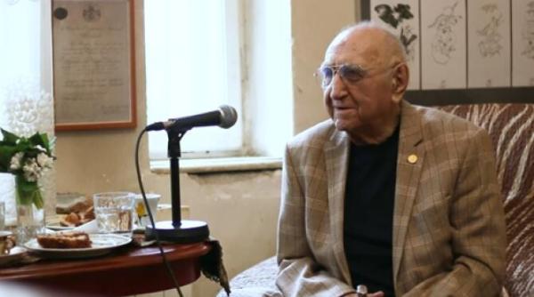 dinu sararu la aniversarea de 91 de ani viata a invins toate sperantele ca voi muri la timp video