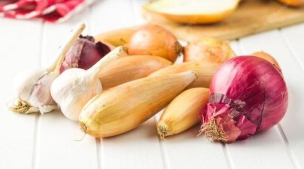 cum te poate ajuta o ceapa pusa sub perna sa scapi de o raceala banala