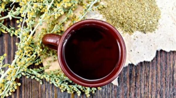 ai probleme cu digestia si tranzitul intestinal consuma ceaiuri din cateva plante medicinale