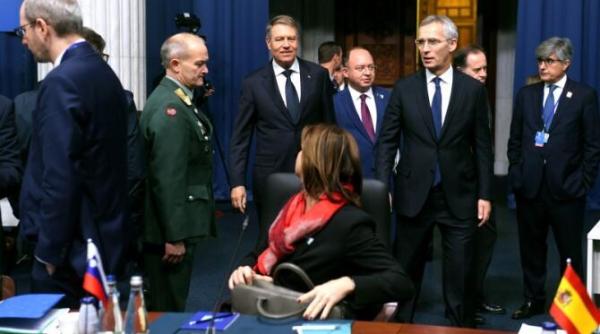 de ce nu are sanse iohannis la sefia nato mugur ciuvica functia este de munca multa nu este cu schiul cu vacante chirieac domnia sa nu a fost niciodata in carti