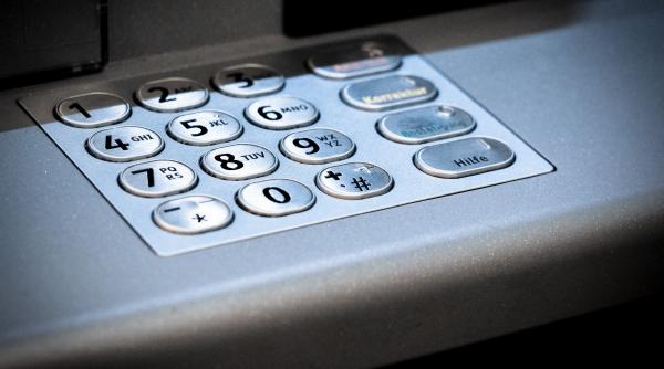 politiile germana olandeza si belgiana au arestat o banda care a aruncat in aer peste 50 de bancomate