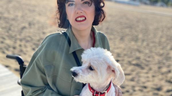 astazi rodica a deschis usa spre eternitate dar ramane vesnic lumina din sufletul nostru val valcu noi care traim din cuvinte nu prea avem cuvinte in astfel de momente