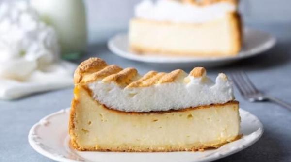 prajitura care se topeste in gura ai nevoie doar de doua albusuri