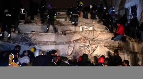 alerta de tsunami in sudul italiei in urma cutremurului devastator din turcia